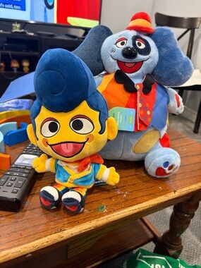 Welcome home plushies